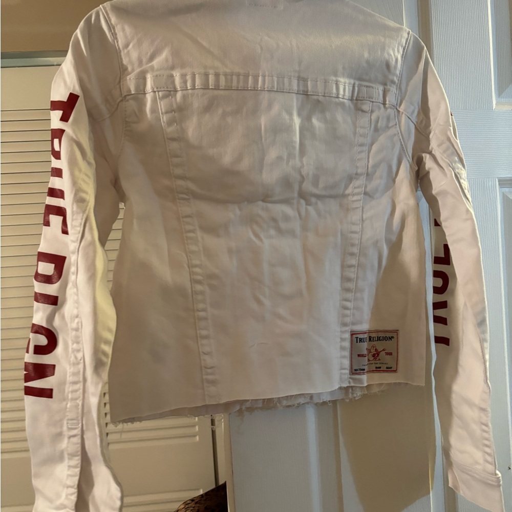 TRUE RELIGION LADIES JEAN JACKET. - Picture 4 of 6